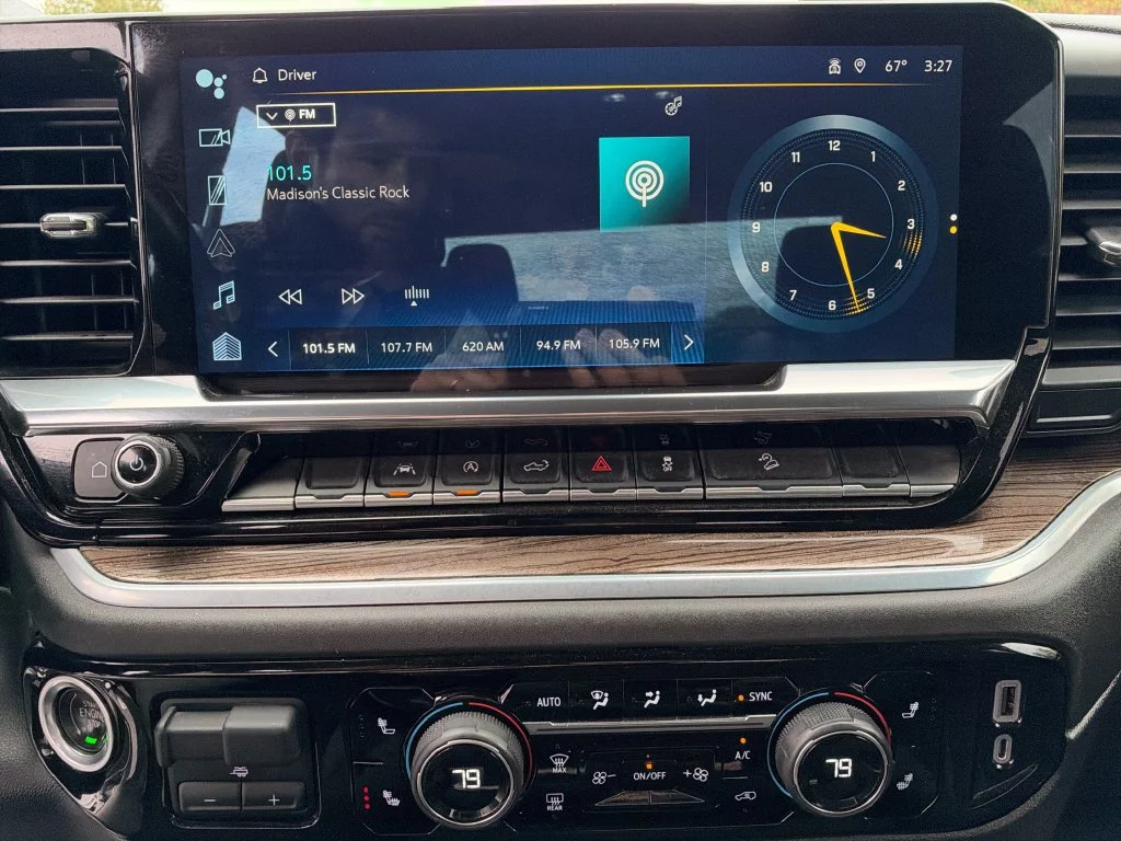2022 Chevrolet Silverado 1500 RST - Photo 24