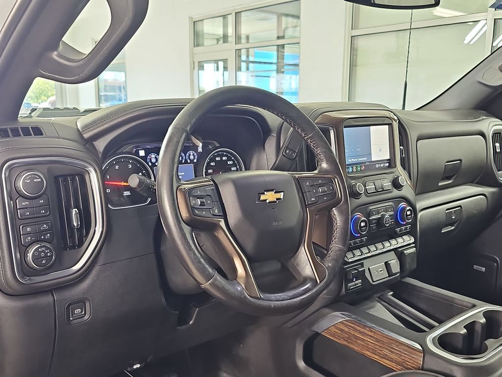Used 2022 Summit White Chevrolet High Country image 19