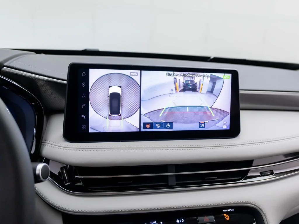 New 2027 MOONBOW BLUE INFINITI Luxe AWD image 29