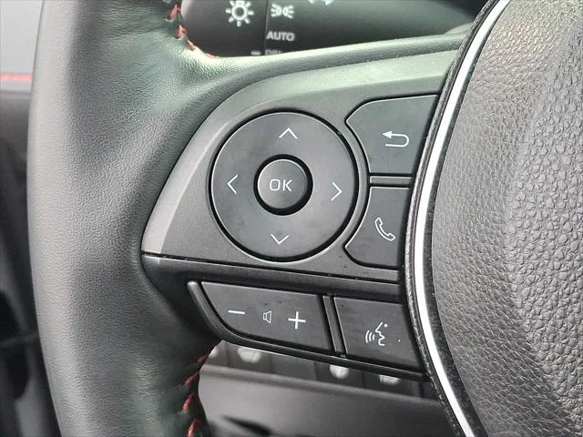 2023 Toyota RAV4 XSE - Photo 20
