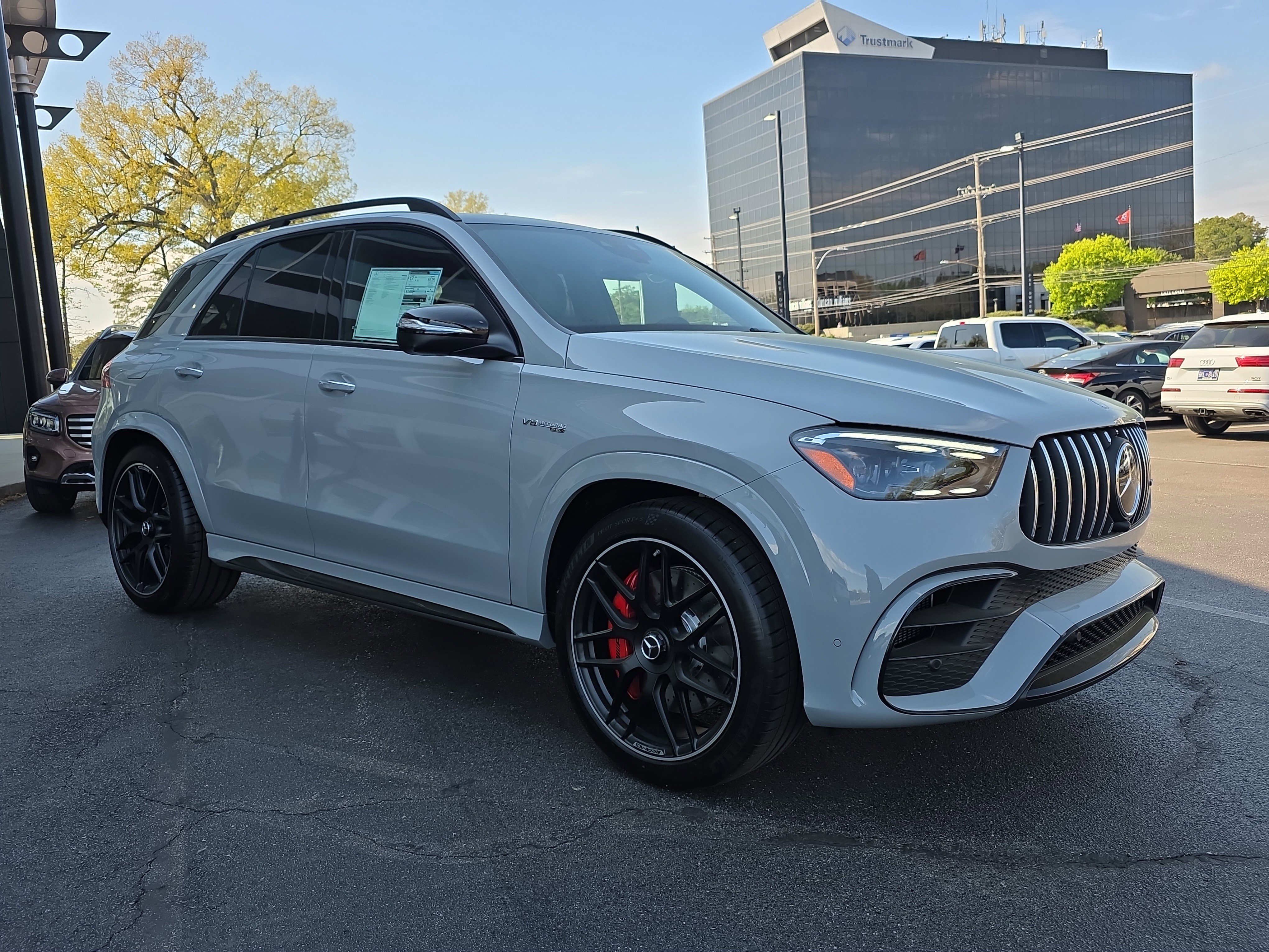 New 2026 MANUFAKTUR Alpine Grey Mercedes-Benz GLE 63 S AMG® image 35
