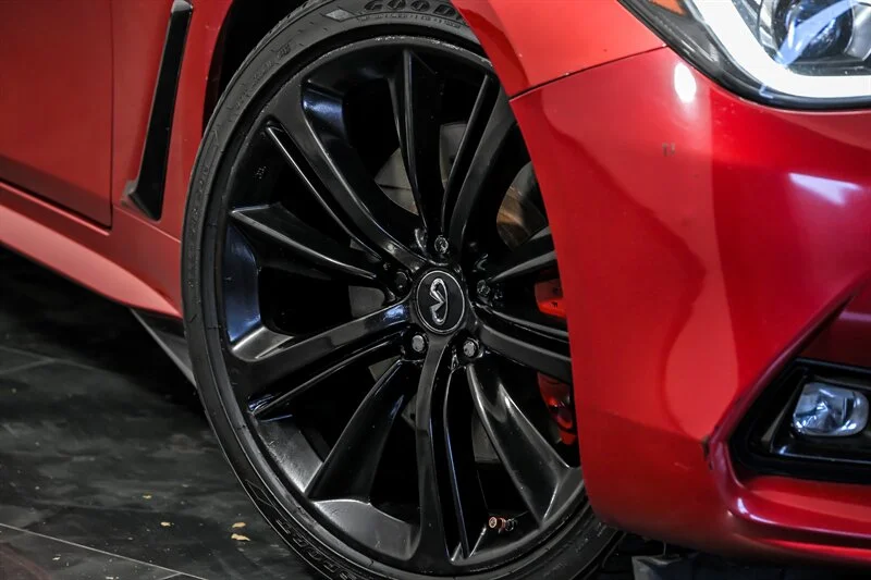 Used 2018 Dynamic Sunstone Red INFINITI Red Sport 400 image 3