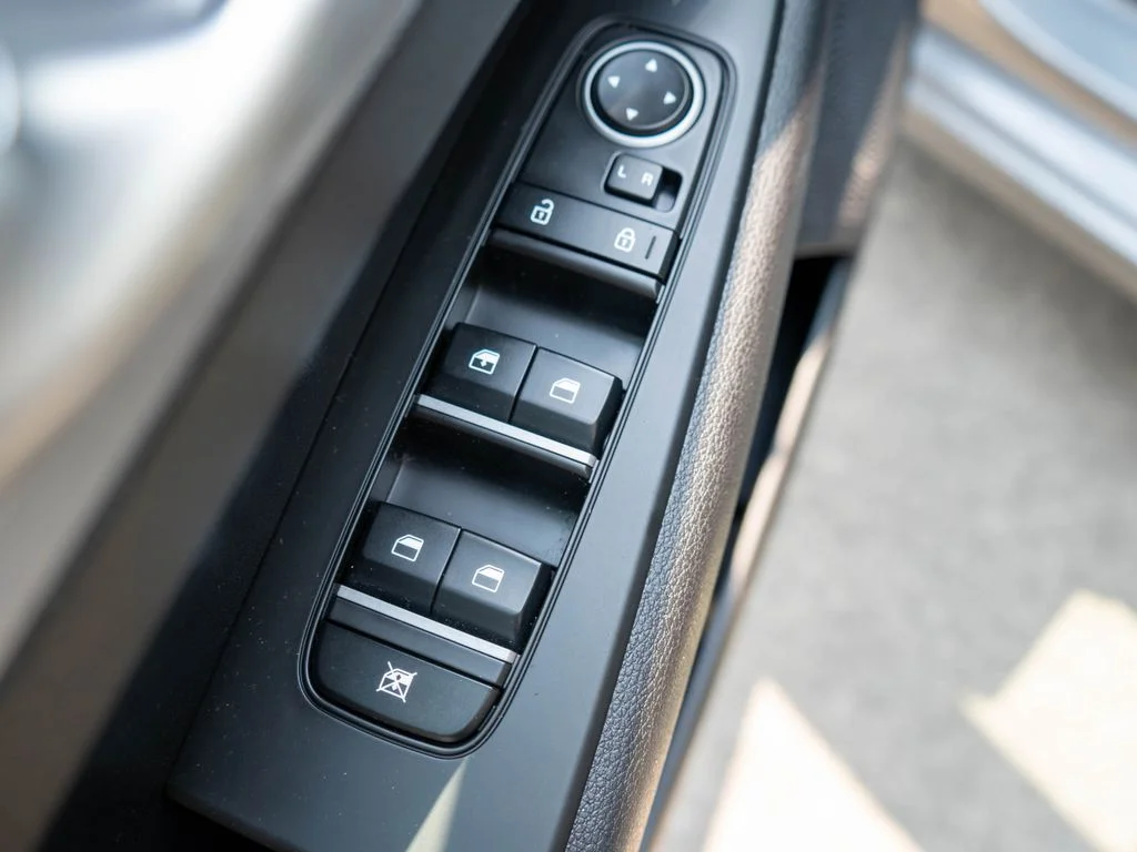 Used 2023 Gray Kia LXS image 16