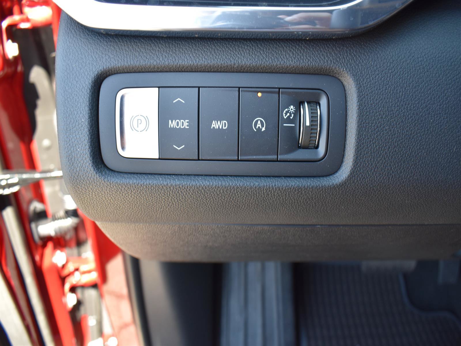 2026 GMC Acadia Denali Ultimate - Photo 17
