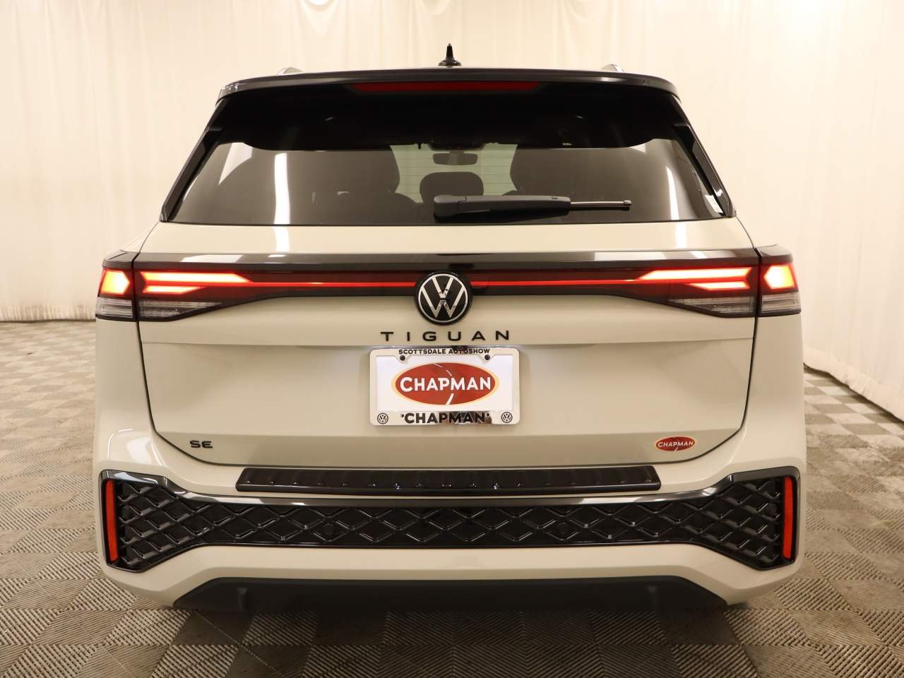 New 2026 Sandstone w Volkswagen SE R-Line Black image 5