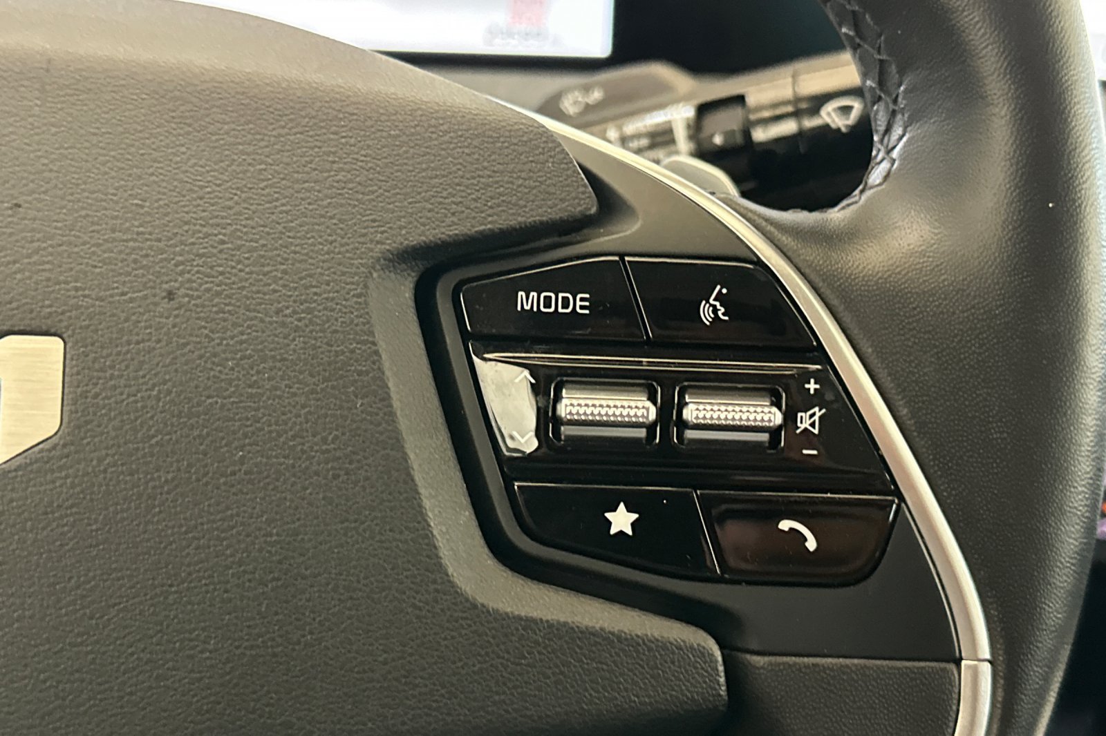 Used 2024 Blue Kia Light image 28