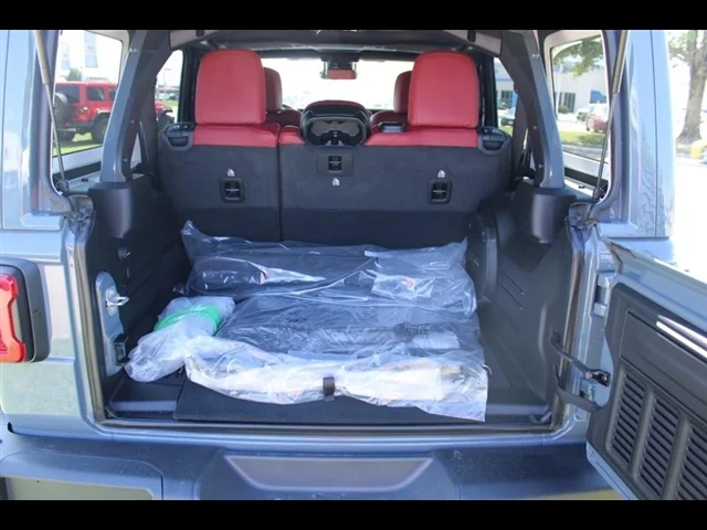 New 2024 Anvil Clear-Coat Exterior Paint Jeep Rubicon 392 image 7
