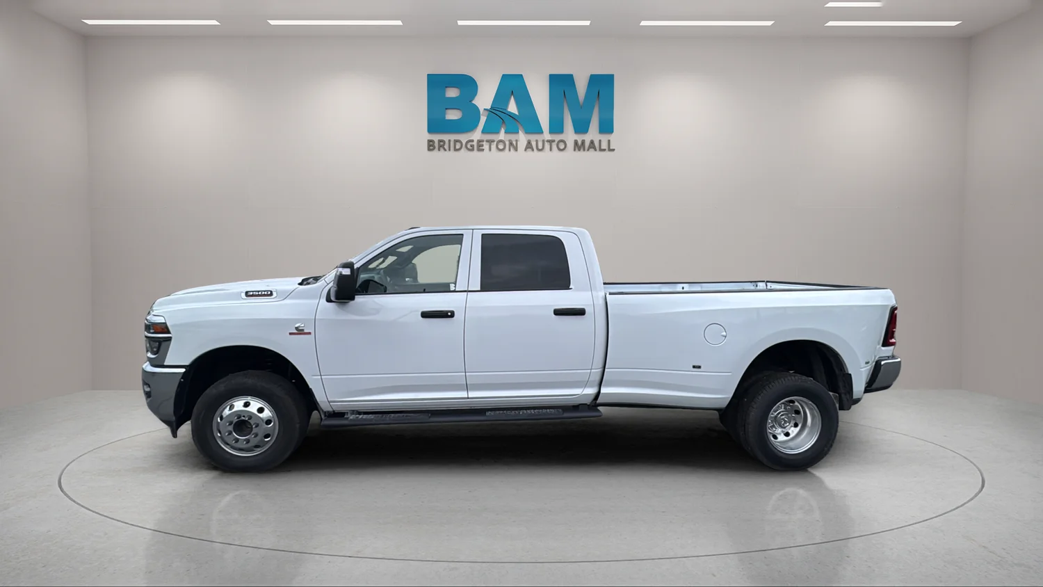 Used 2026 White Ram Tradesman image 4