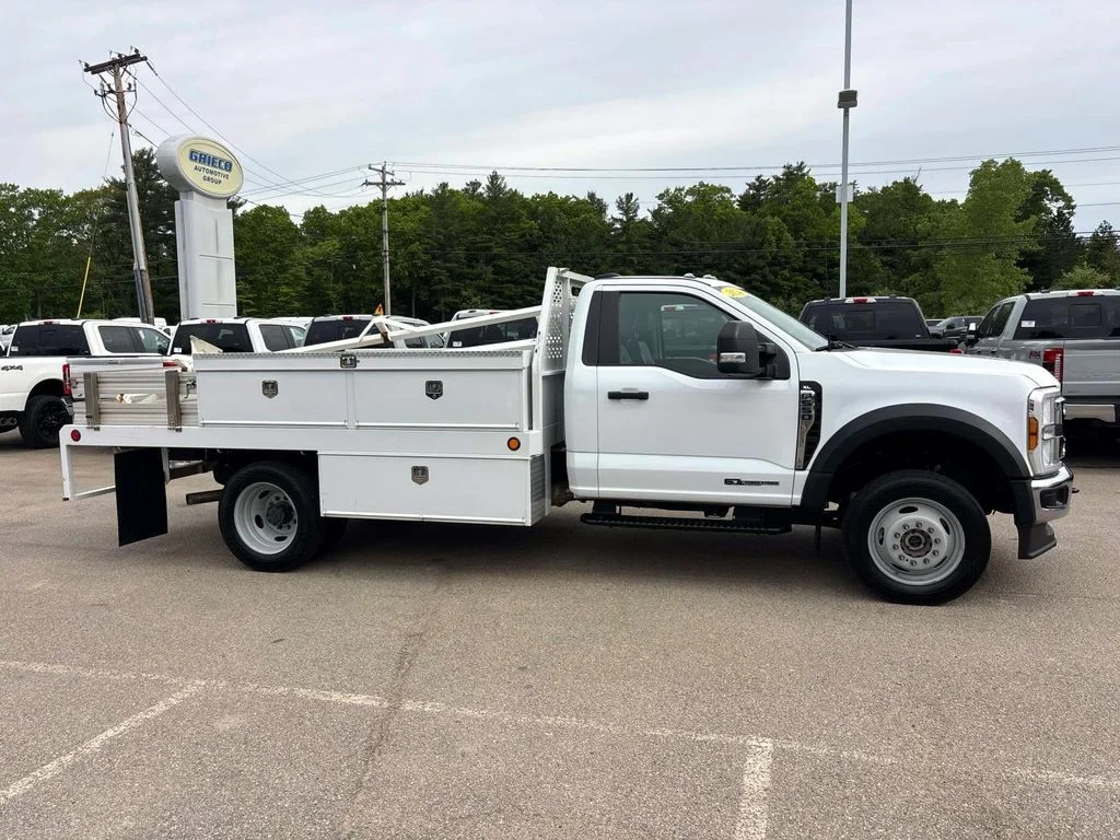 Used 2024 Oxford White Ford XL image 3