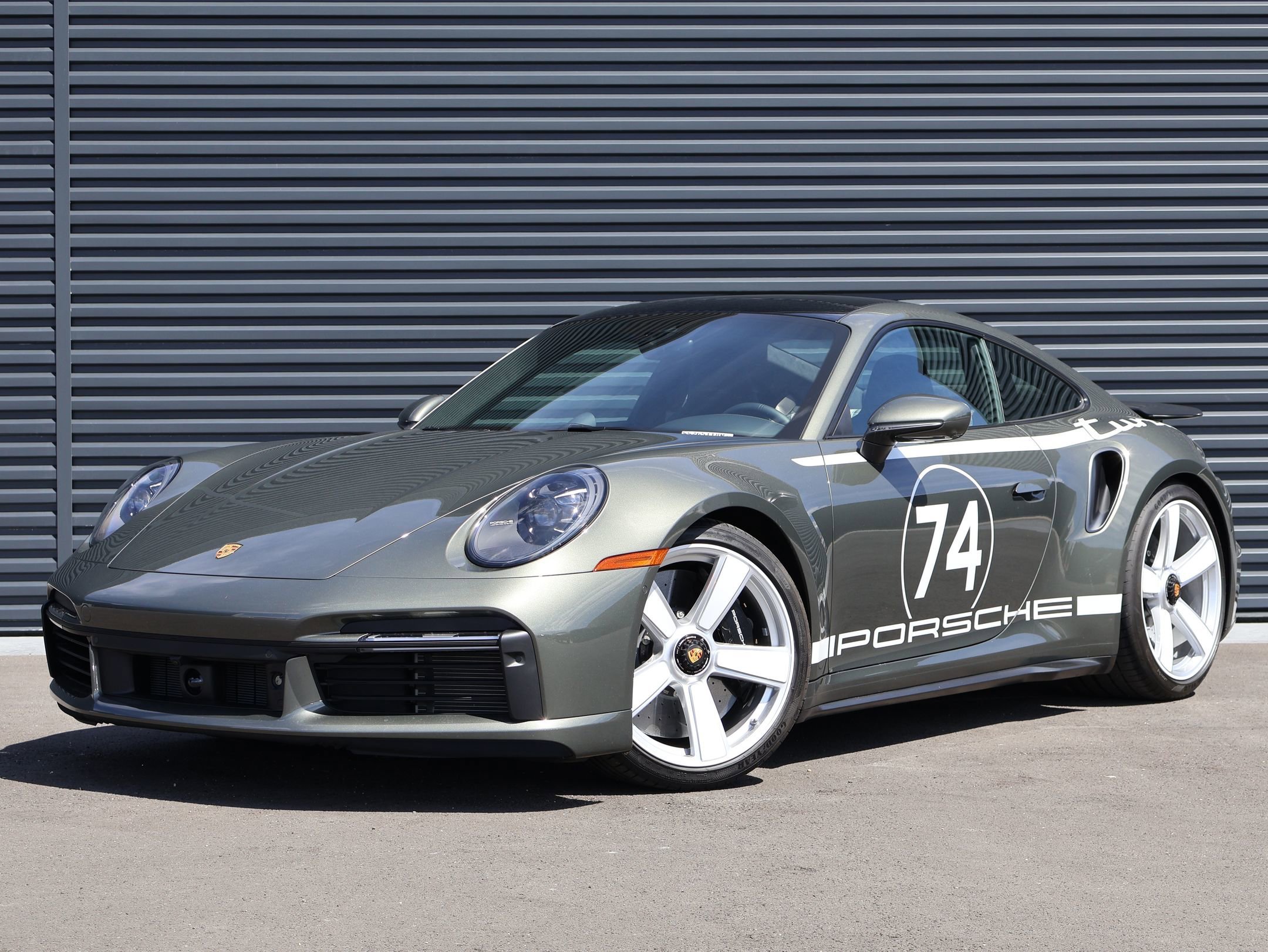 2025 Porsche 911 Turbo Coupe's photo