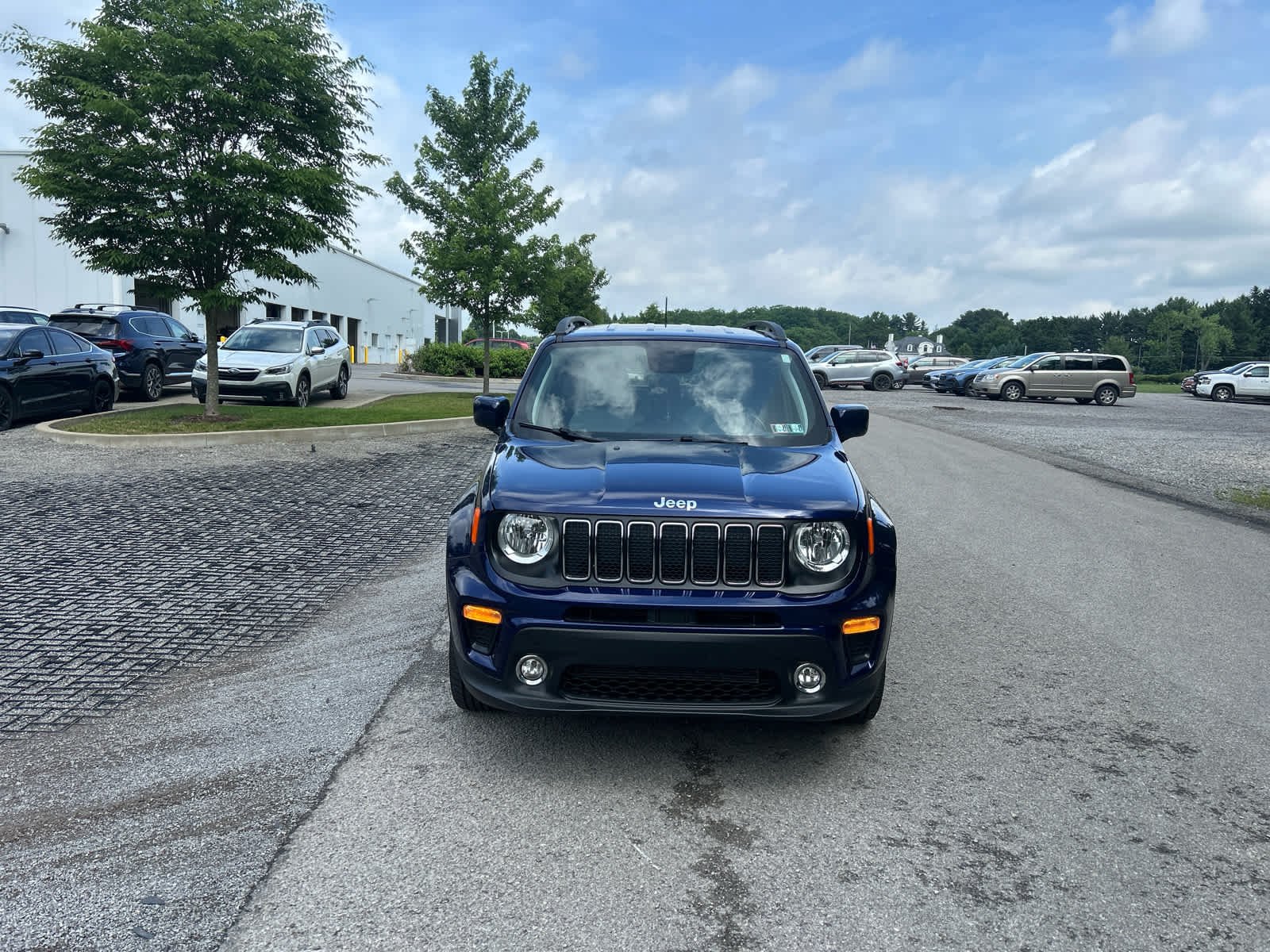 Used 2020 Jetset Blue Clearcoat Jeep Latitude image 2