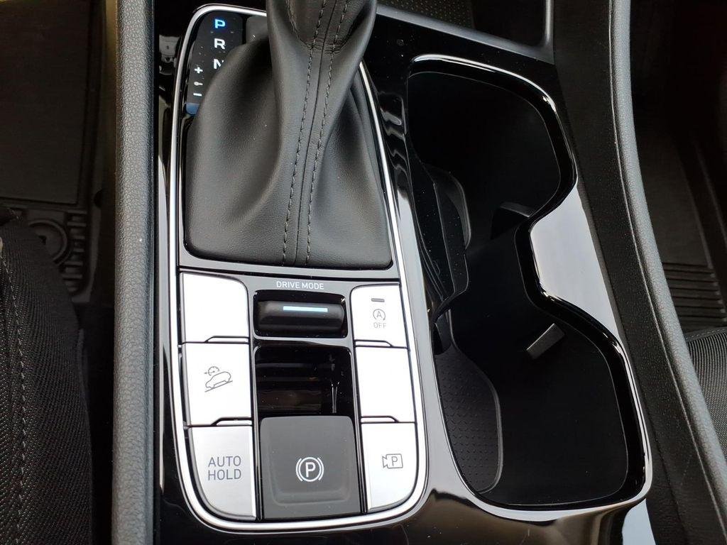 New 2026 Gray Hyundai SE FWD image 23