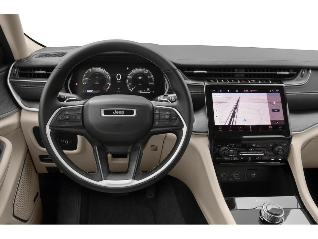Used 2022 Diamond Black Jeep Altitude image 4