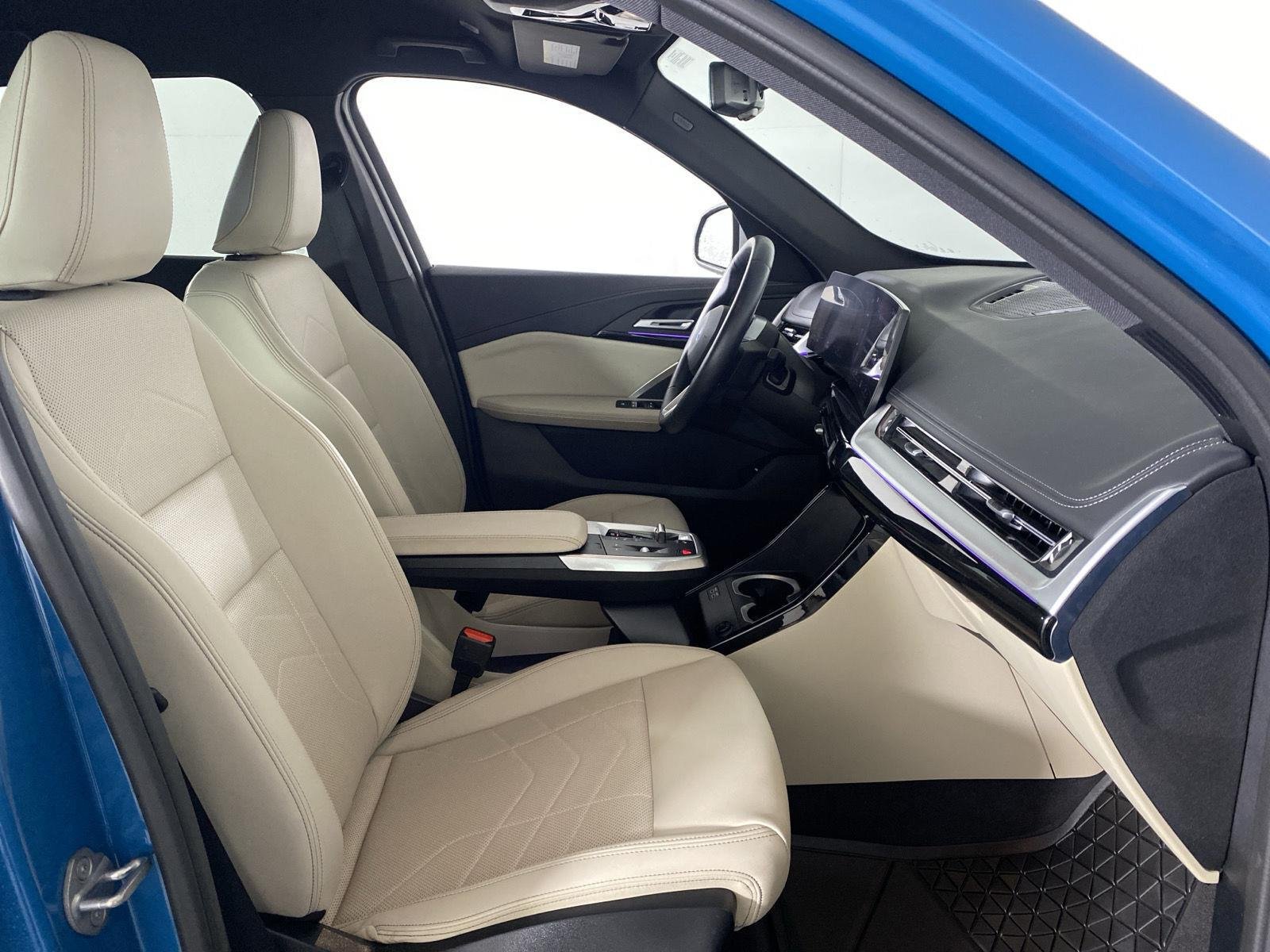 Used 2023 Blue Bay Lagoon Metallic BMW xDrive28i image 29