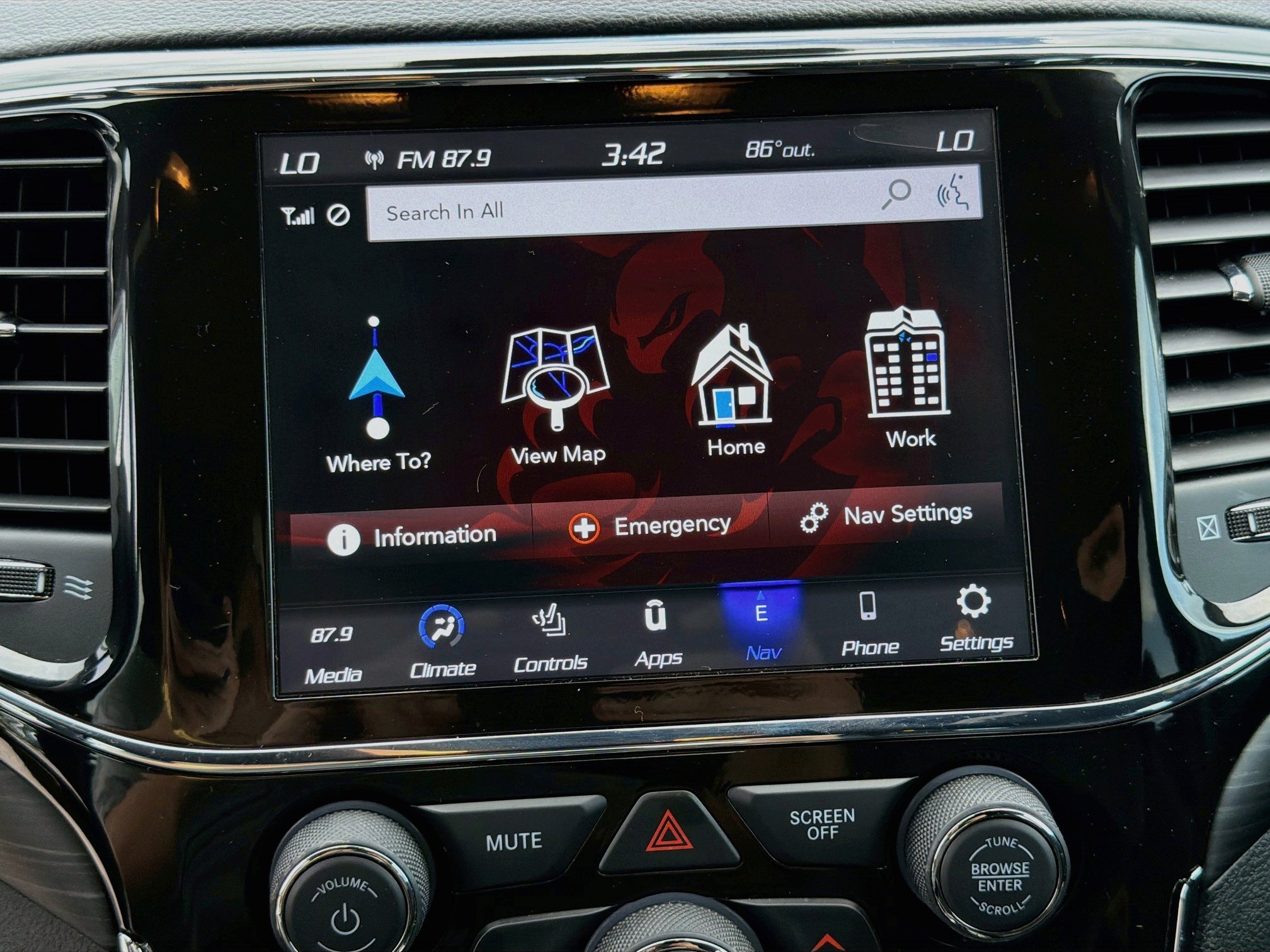 Used 2022 Velvet Red Pearlcoat Jeep Laredo X image 31