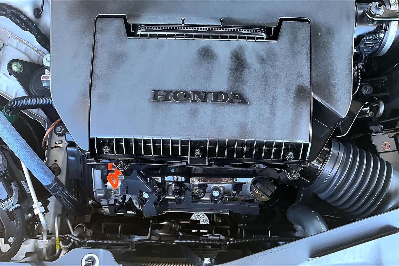Used 2025 Platinum White Pearl Honda Touring image 32