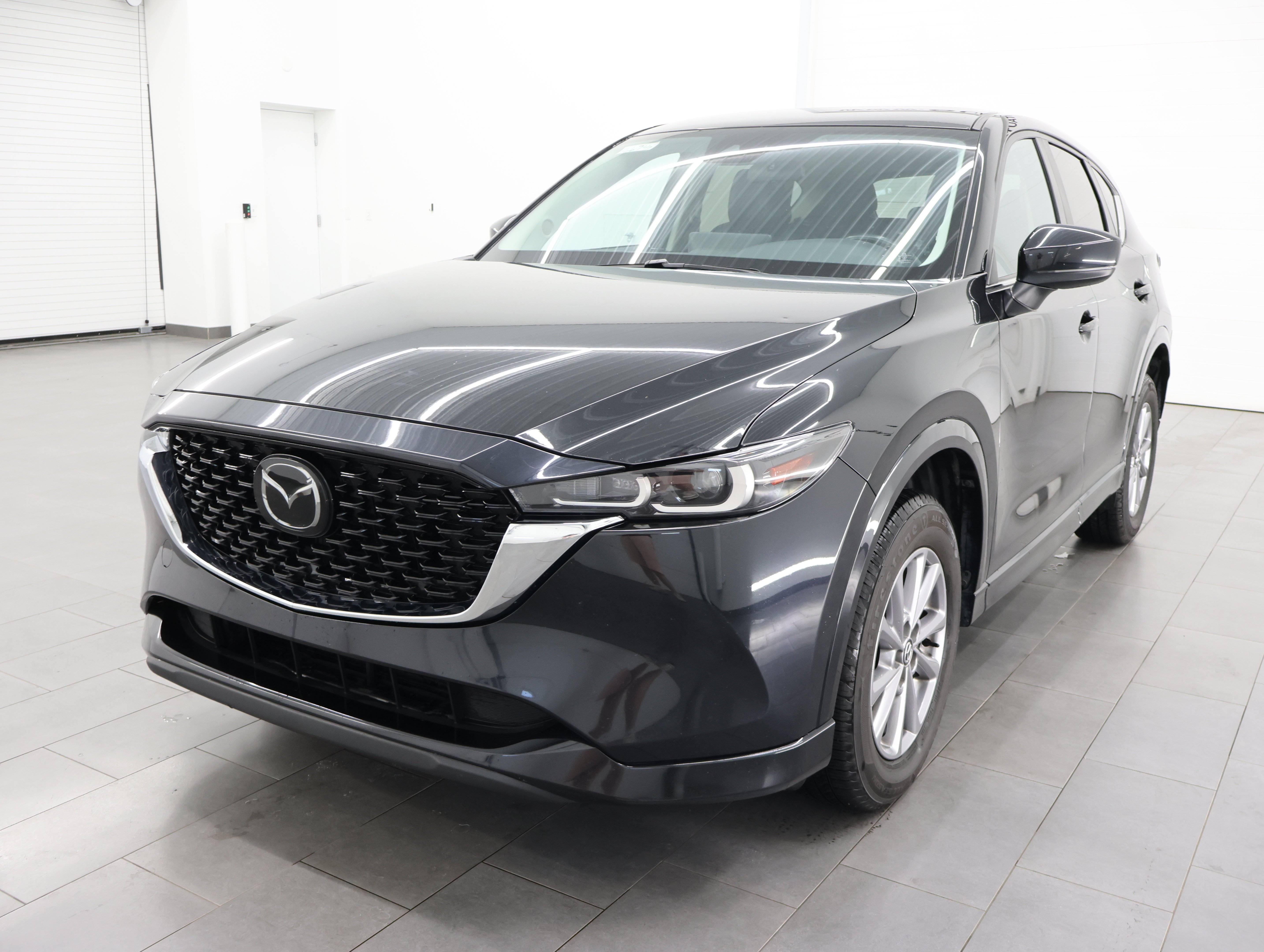 Used 2024 Jet Black Mica Mazda 2.5 S Select Package AWD: S SELECT-AWD-NAV-HEATED LEATHER-BACKUP CAM-BLIND SPOT-1 OWNER image 7
