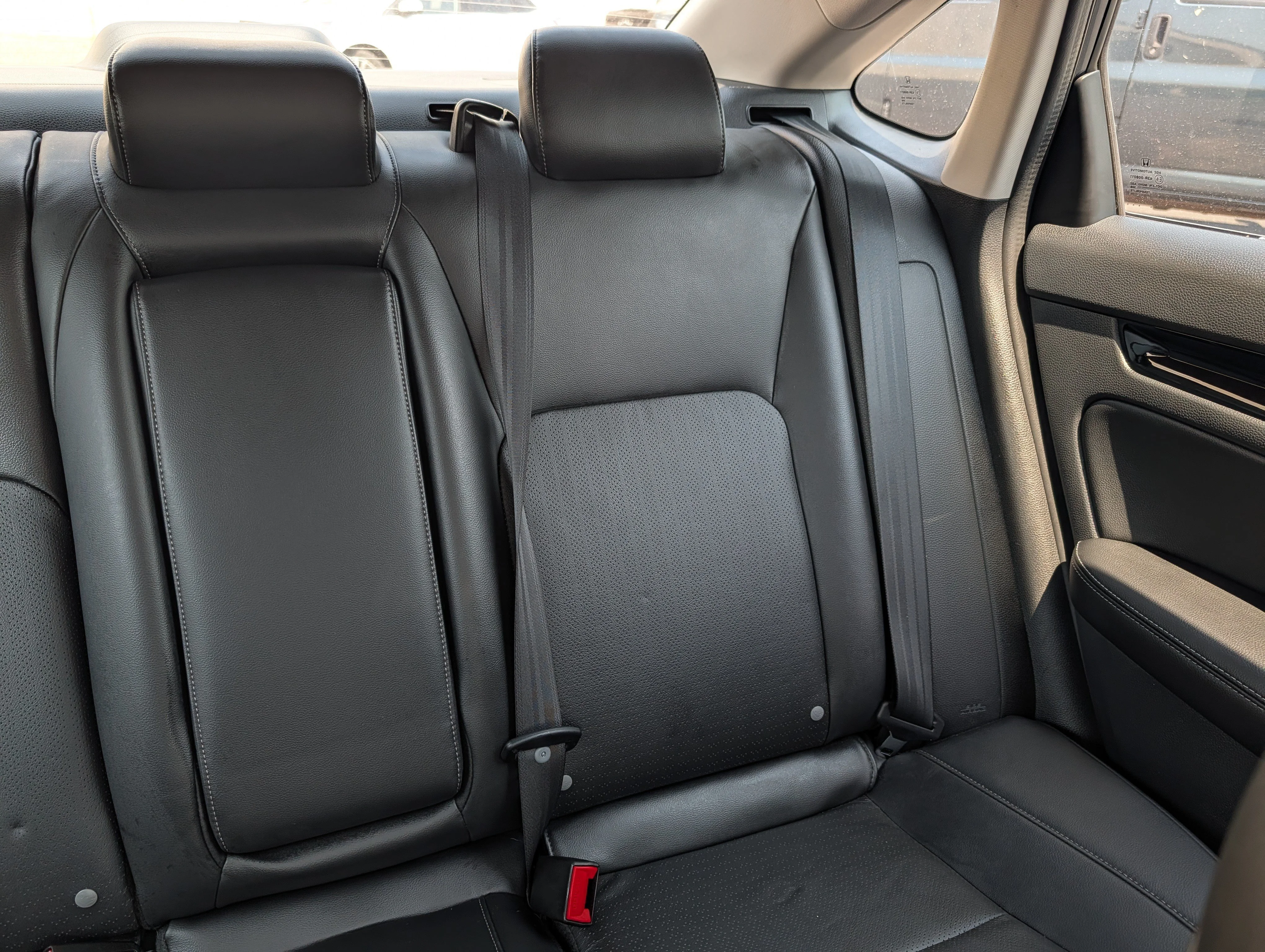 Used 2024 Meteorite Gray Metallic Honda Touring image 14