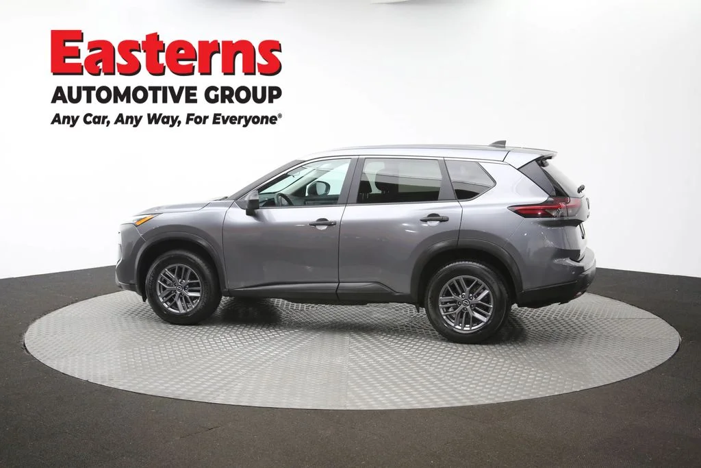 Used 2024 Gray Nissan S image 61