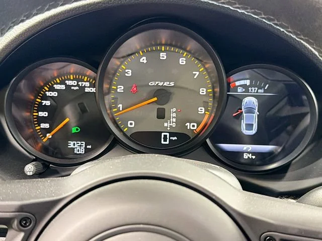 2025 Porsche 718 GT4 RS - Photo 35