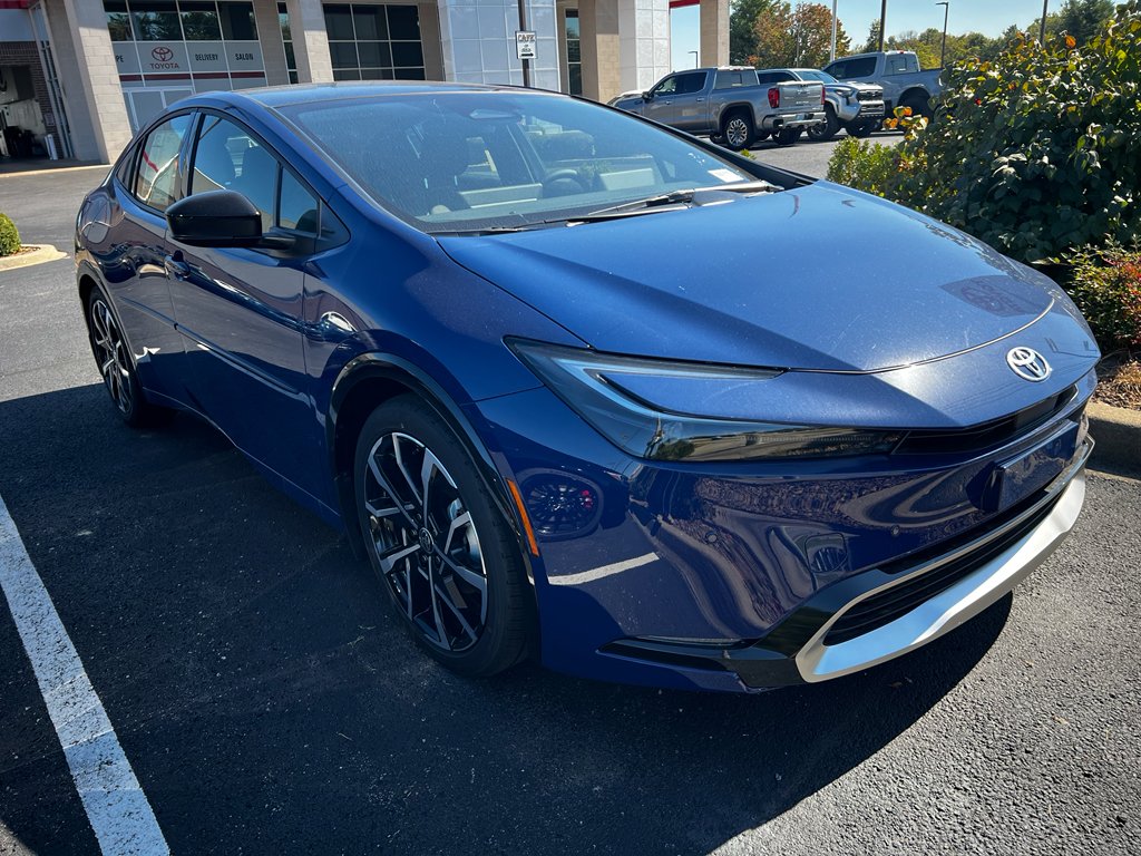 2026 Toyota Prius XSE's photo
