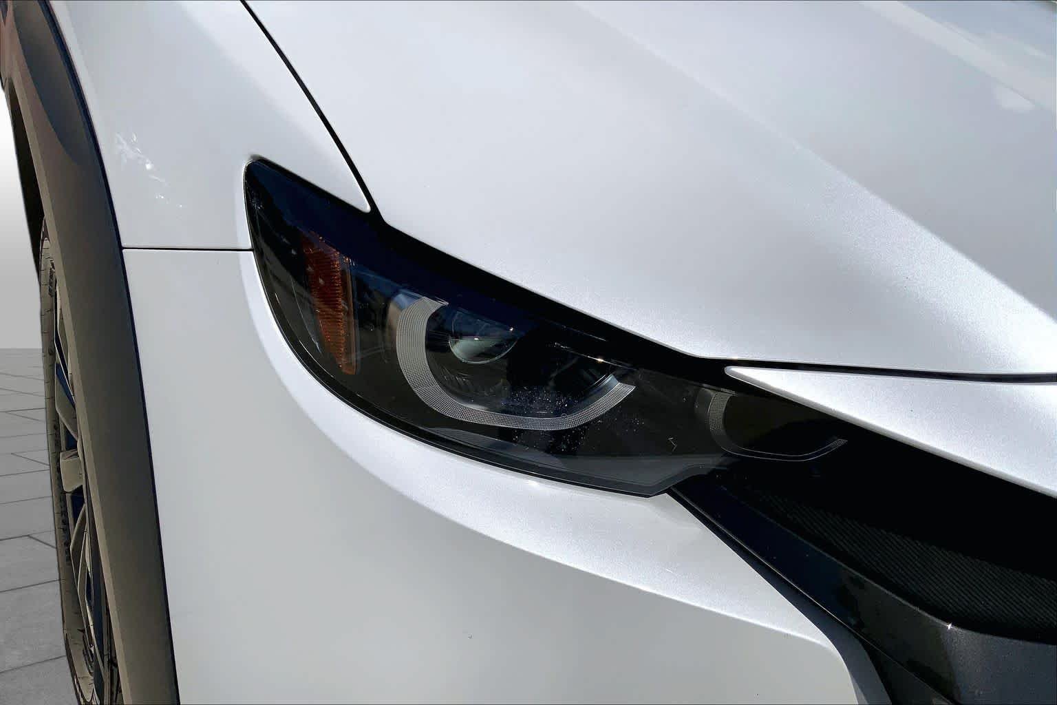 Used 2025 Wind Chill Pearl Mazda 2.5 S Preferred Package image 26