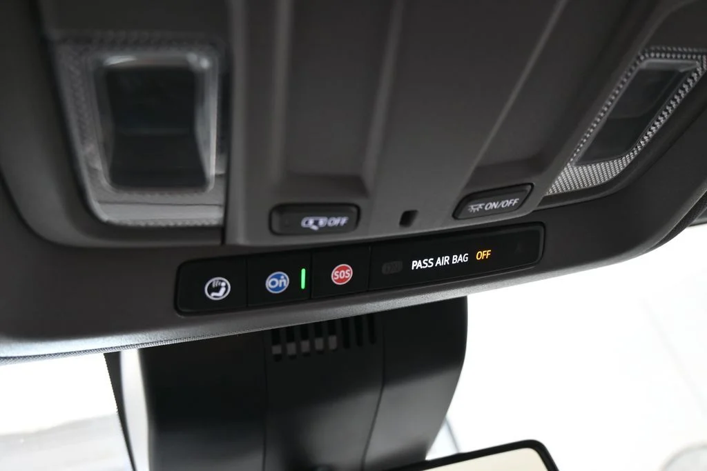 Used 2024 Summit White Chevrolet Custom Trail Boss image 28