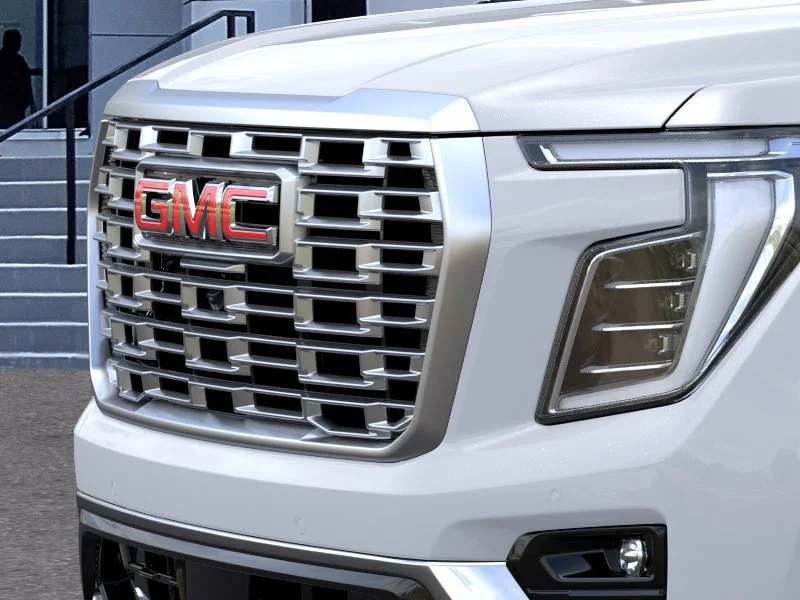 2026 GMC Yukon Denali - Photo 14