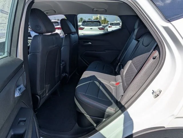 New 2027 Summit White Chevrolet RS image 5