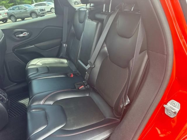 Used 2021 Orange Jeep Trailhawk image 15