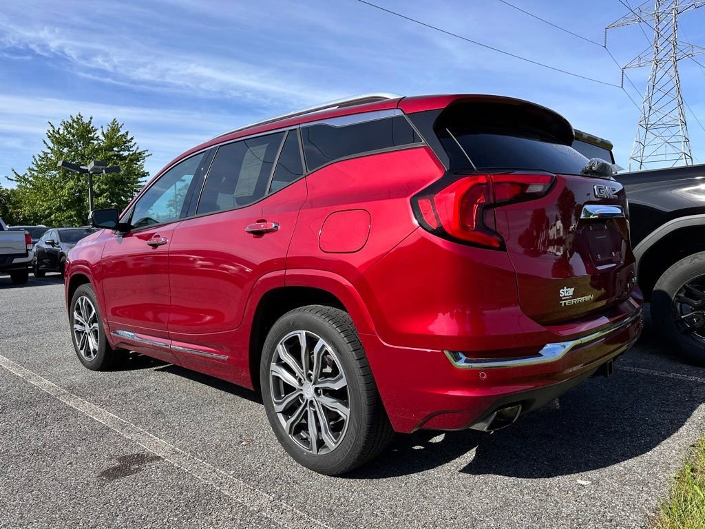 Used 2020 RED QUARTZ TINTCOAT GMC Denali image 3