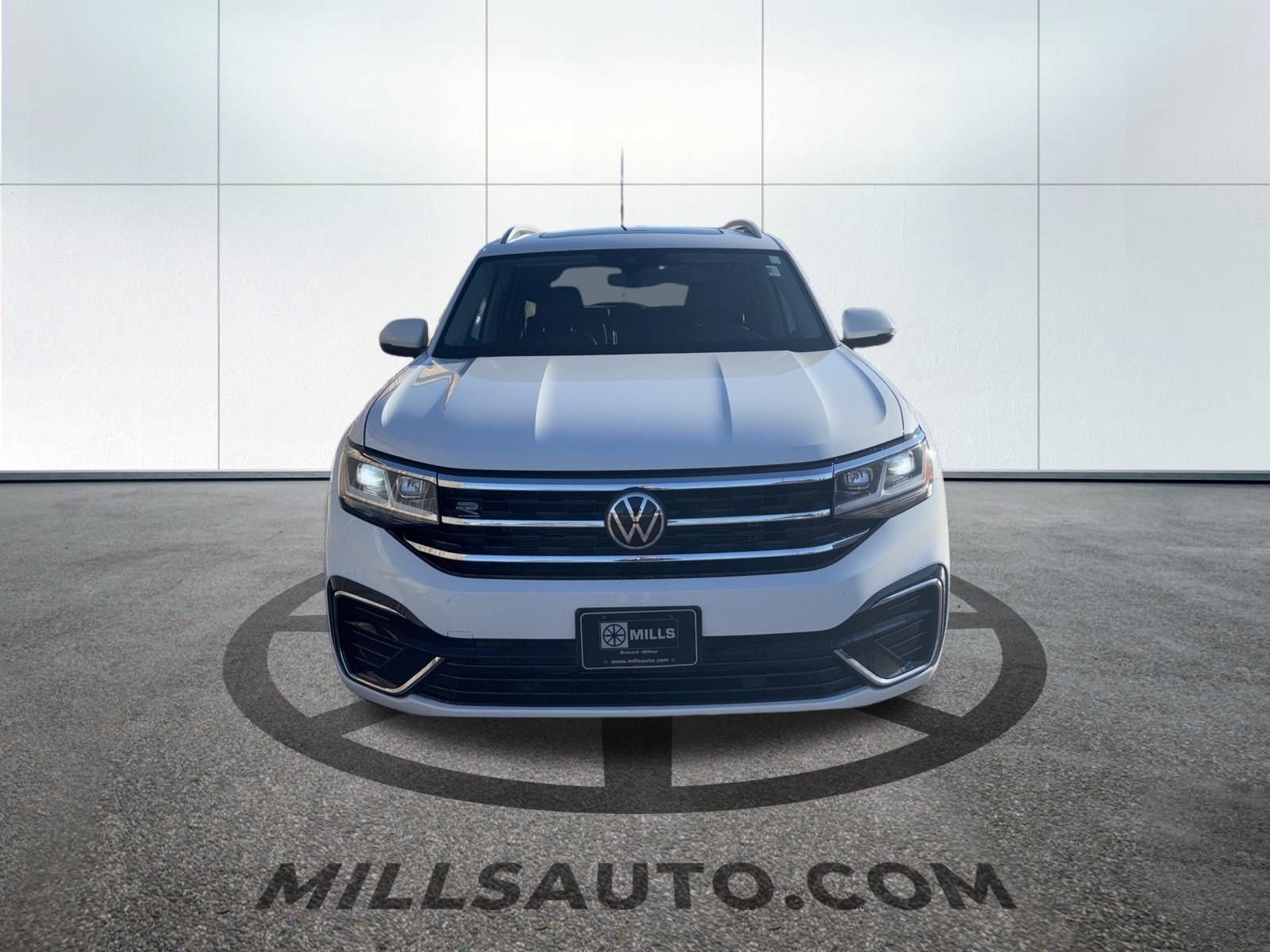 Used 2022 Volkswagen Atlas SEL R-Line with VIN 1V2AR2CA3NC501723 for sale in Brainerd, Minnesota