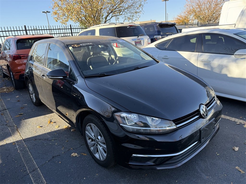 2018 Volkswagen Golf SE