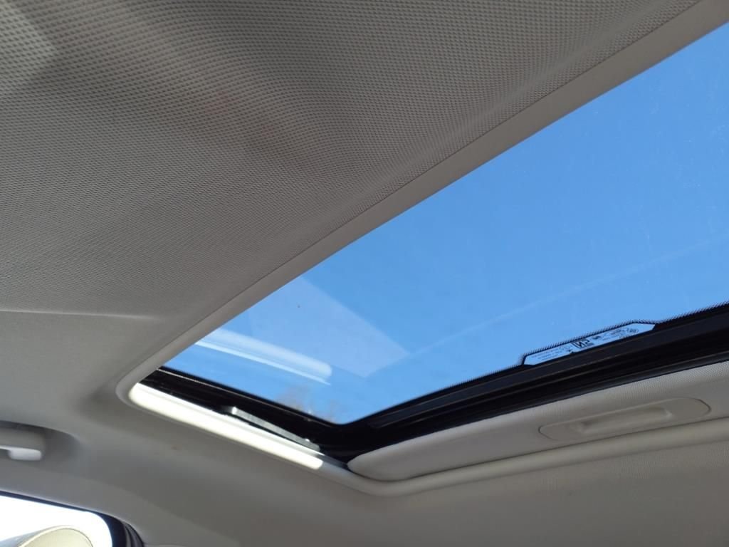 Used 2020 White Ford Titanium image 19