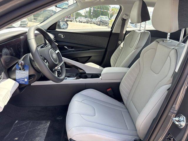 New 2026 Ecotronic Gray Hyundai Limited image 10