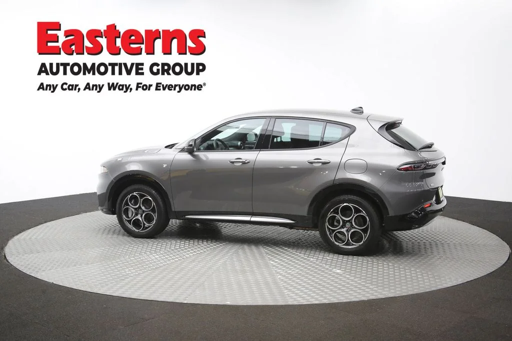 Used 2024 Silver Alfa Romeo Ti image 59