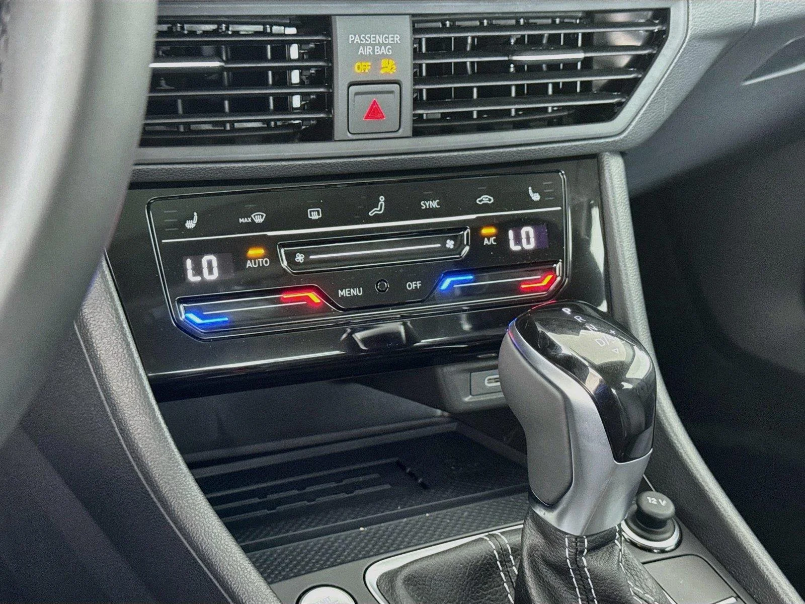 New 2027 GRAY Volkswagen SE image 15