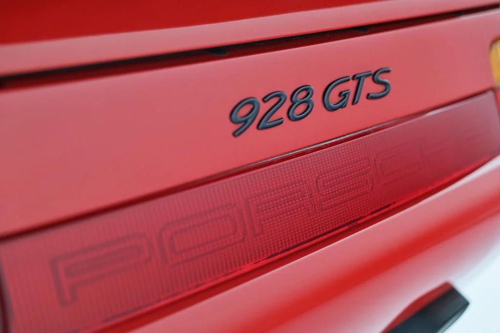 Used 1994  Porsche GTS image 17