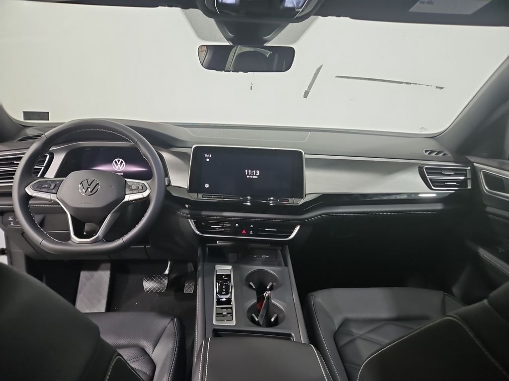 New 2026 White/off-white Volkswagen 2.0T SE image 12