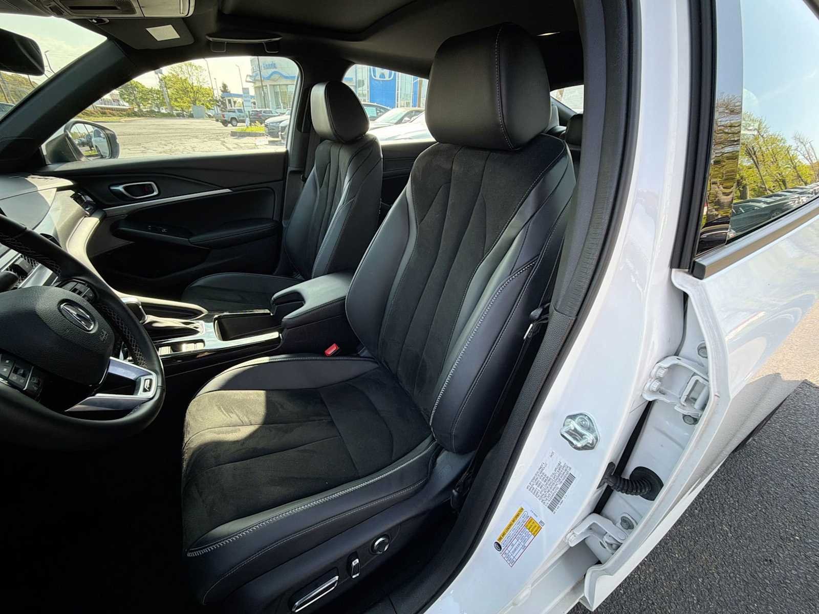 Used 2023 Platinum White Pearl Acura w/A-Spec Technology Package image 21
