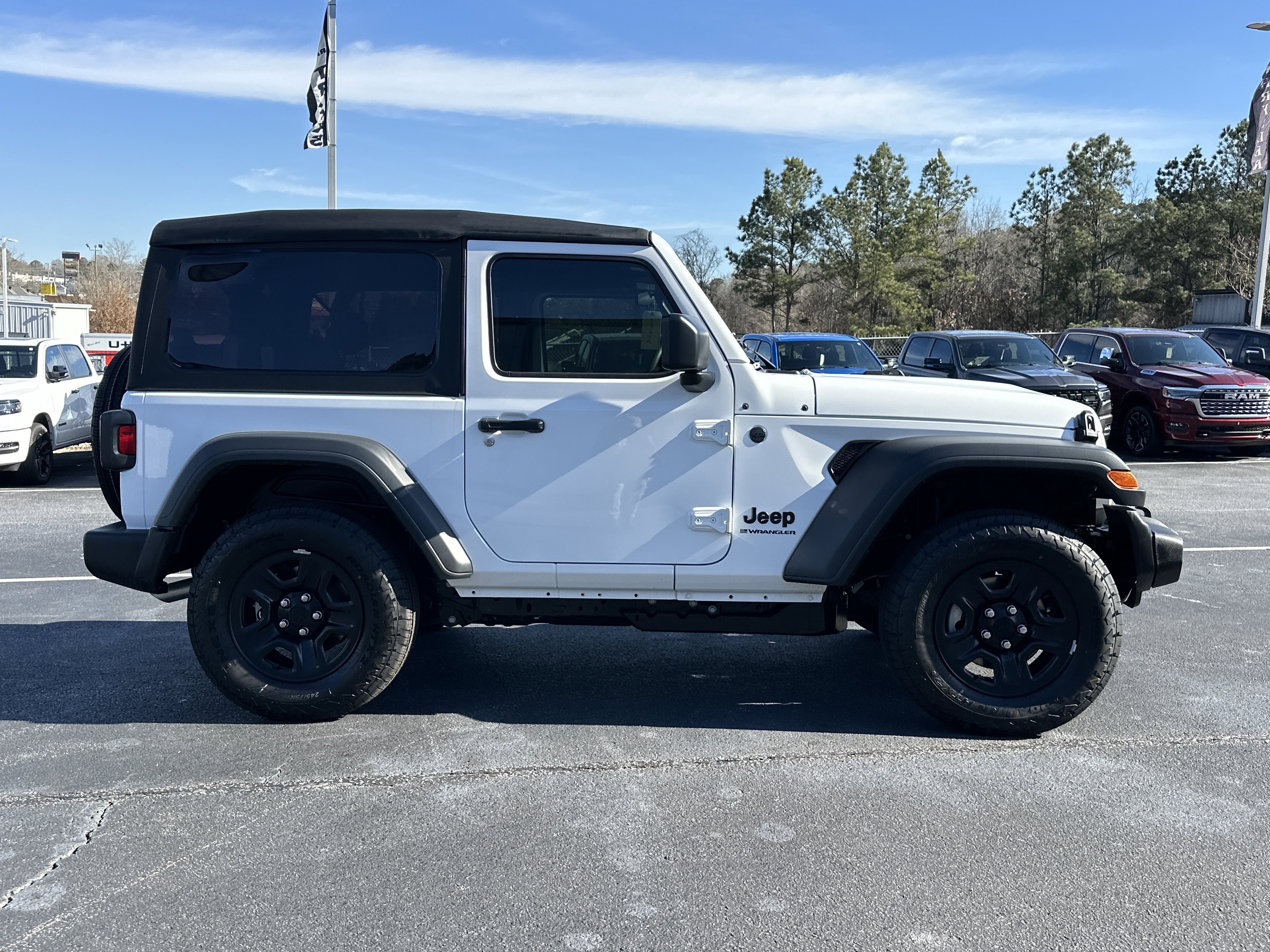 New 2026 Bright White Clear-Coat Exterior Paint Jeep Sport image 9