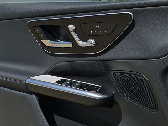 New 2026 Polar White Mercedes-Benz GLC 300 image 16