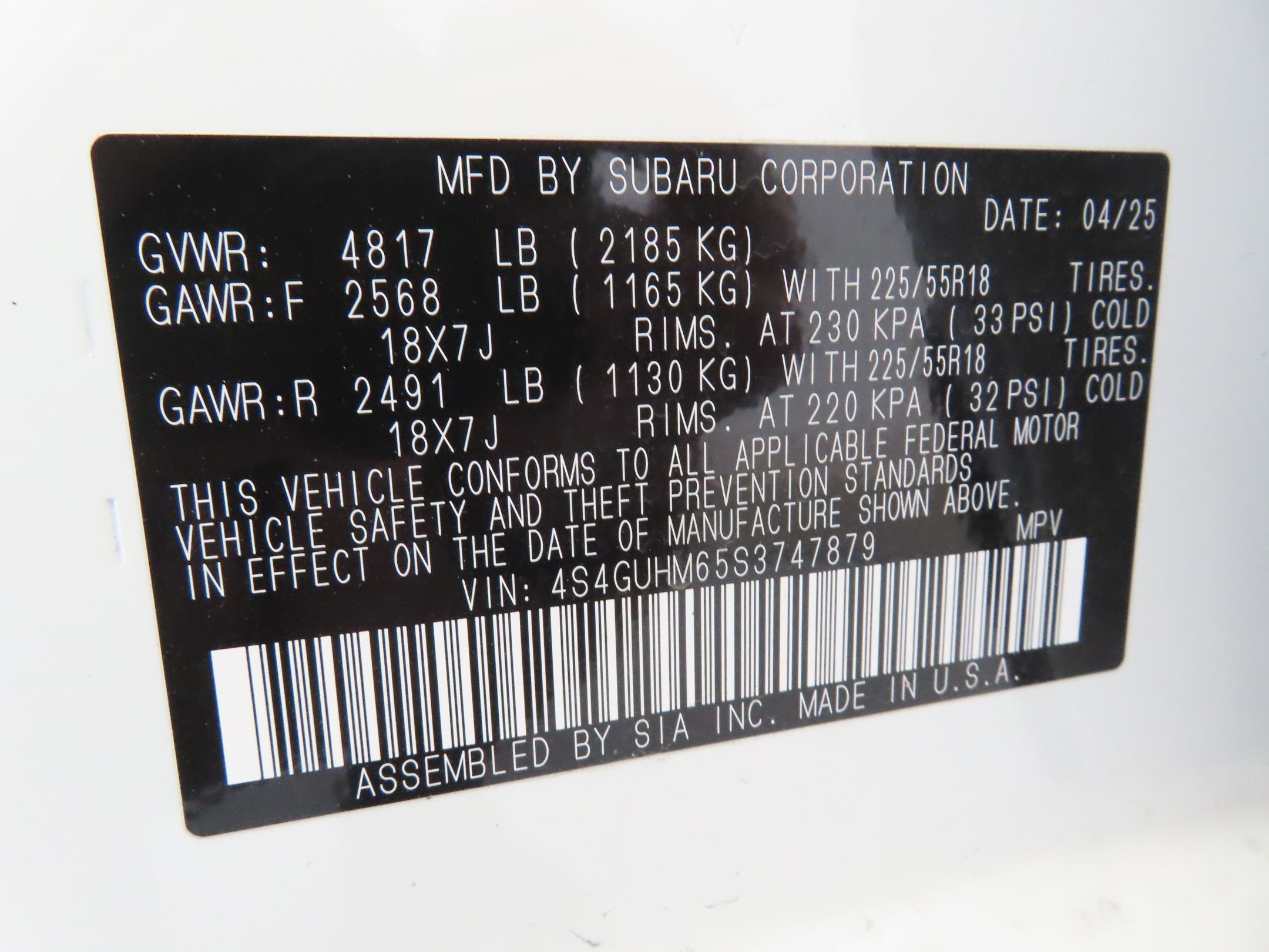 Used 2025 White Subaru Limited image 27