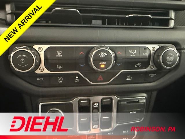 Used 2025 Blue Jeep Rubicon image 29