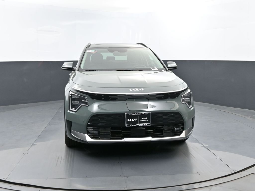 New 2026 Cityscape Green Kia WAVE image 2