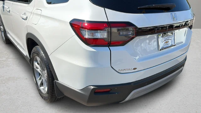 Used 2025 White Honda EX-L image 44