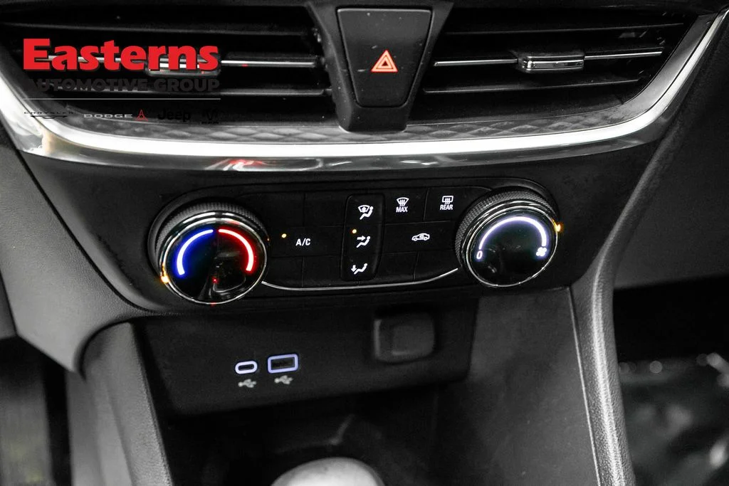 Used 2025 Gray Buick Preferred image 19