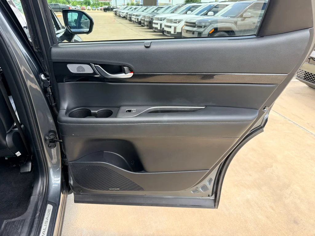 Used 2022 Steel Graphite Hyundai Limited image 14