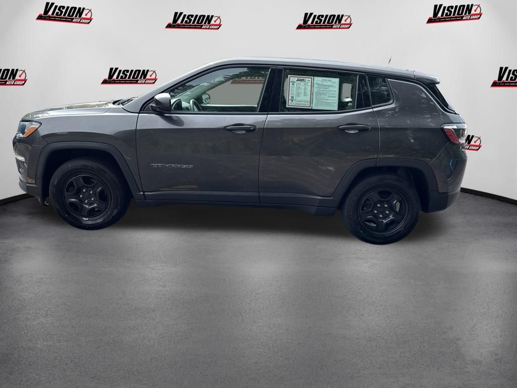 Used 2019 Gray Jeep Sport image 8
