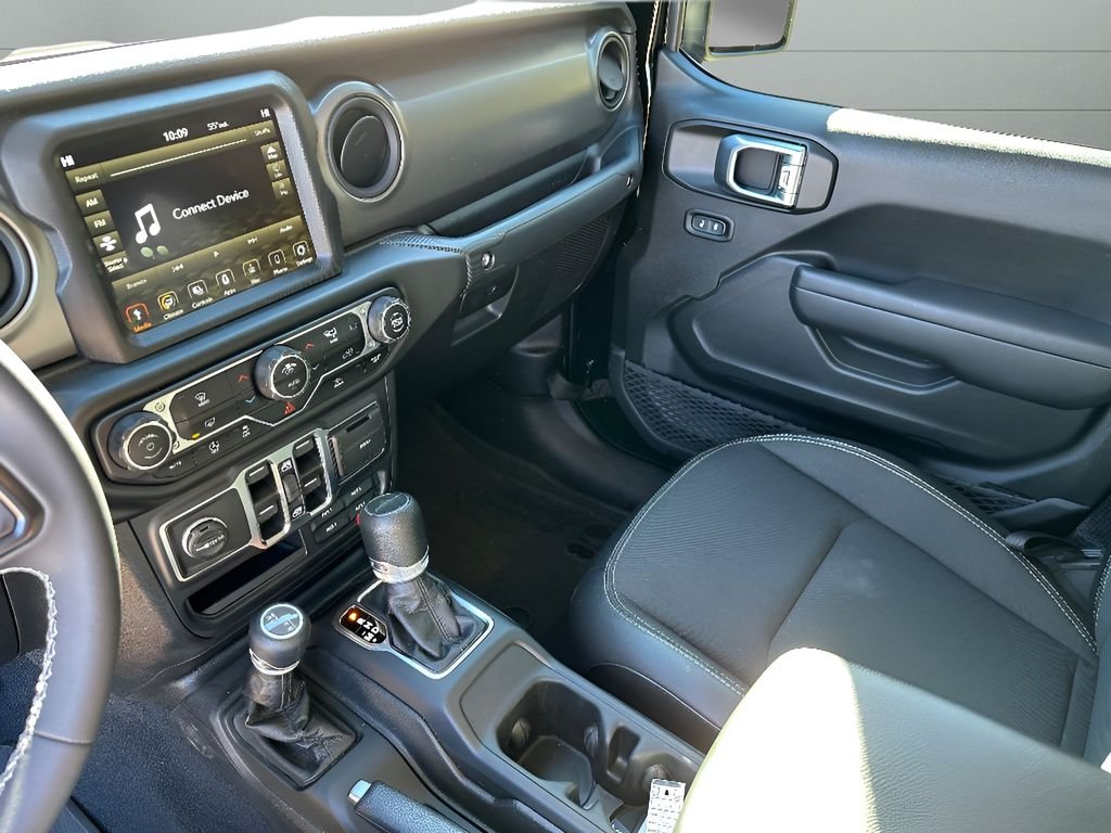 Certified Used 2023 Black Clearcoat Jeep Freedom image 17
